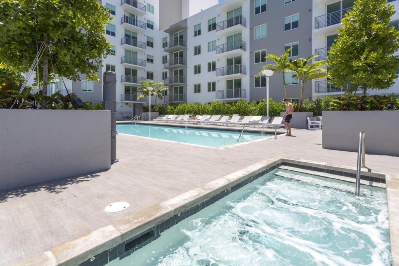 Brickell 1br W Gym Pool Wd Nr Center Mia-52 *